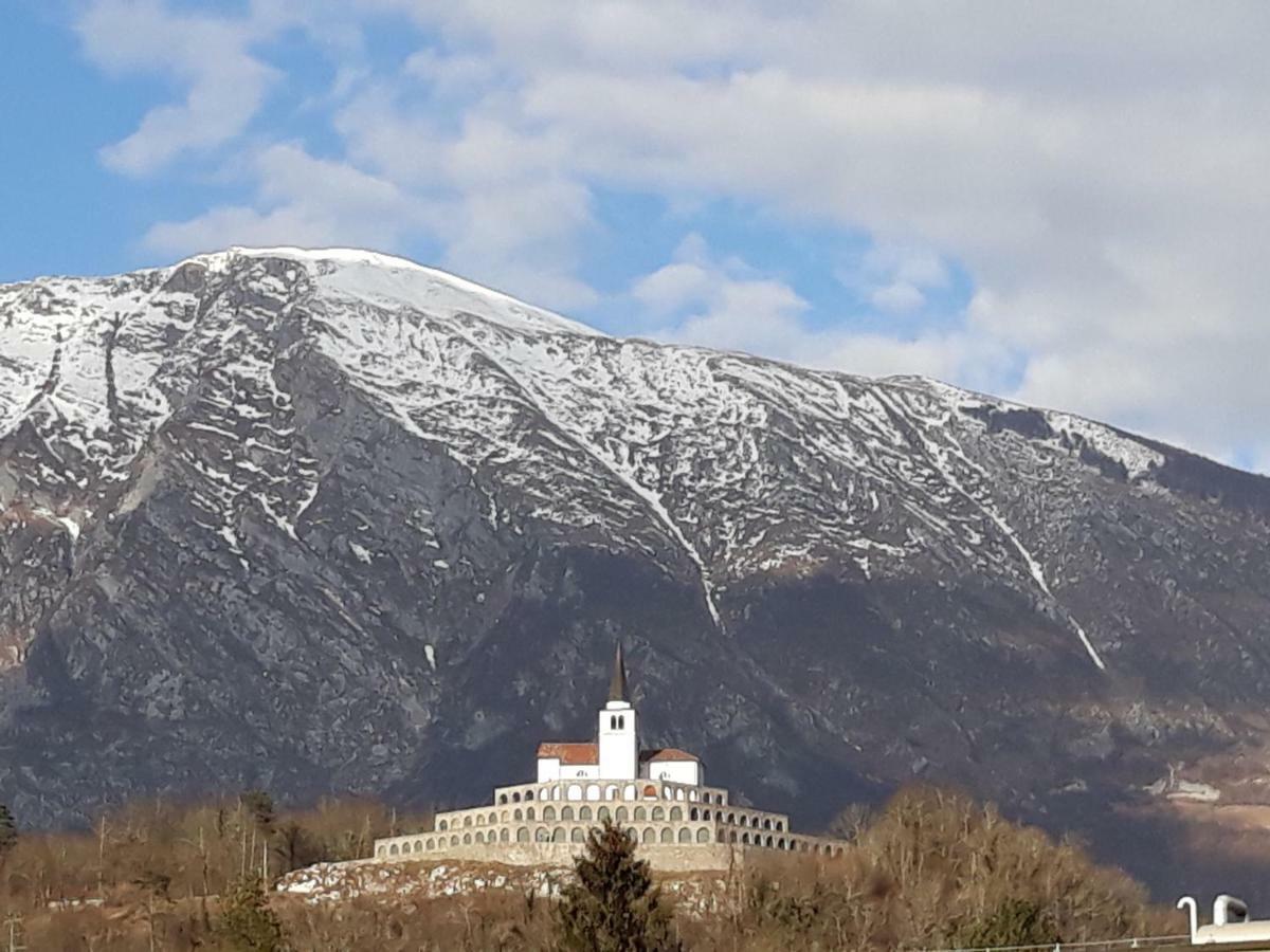 Apartment Kolman Tolmin Luaran gambar